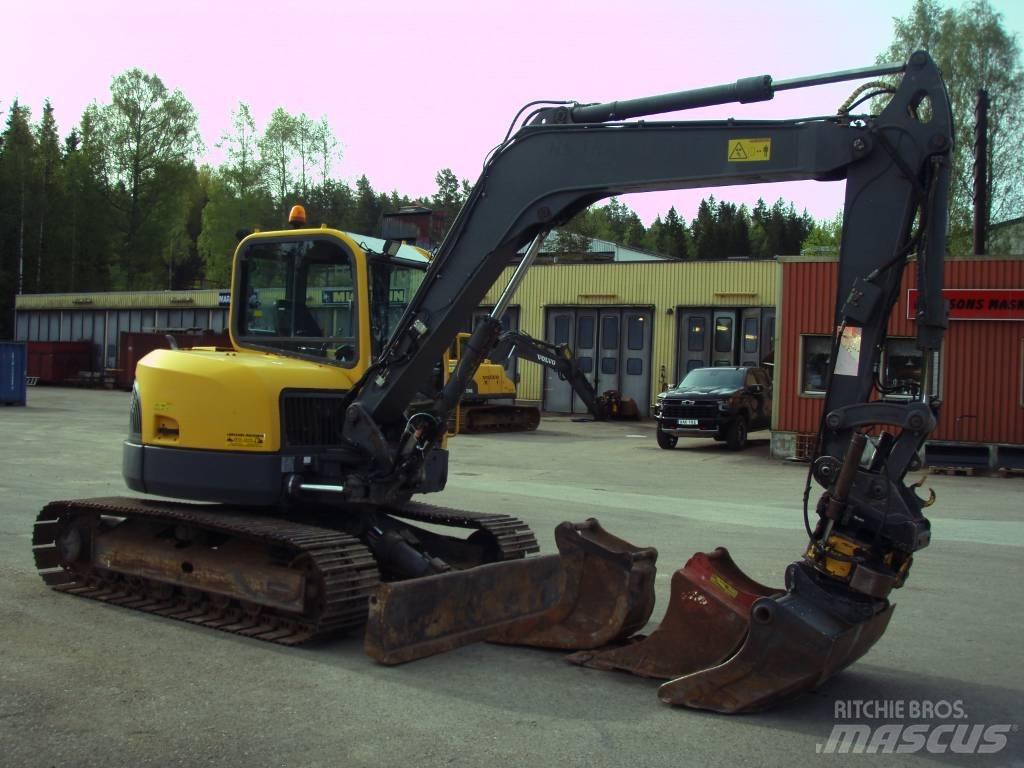 Volvo ECR 88 중형굴삭기 7톤-28톤