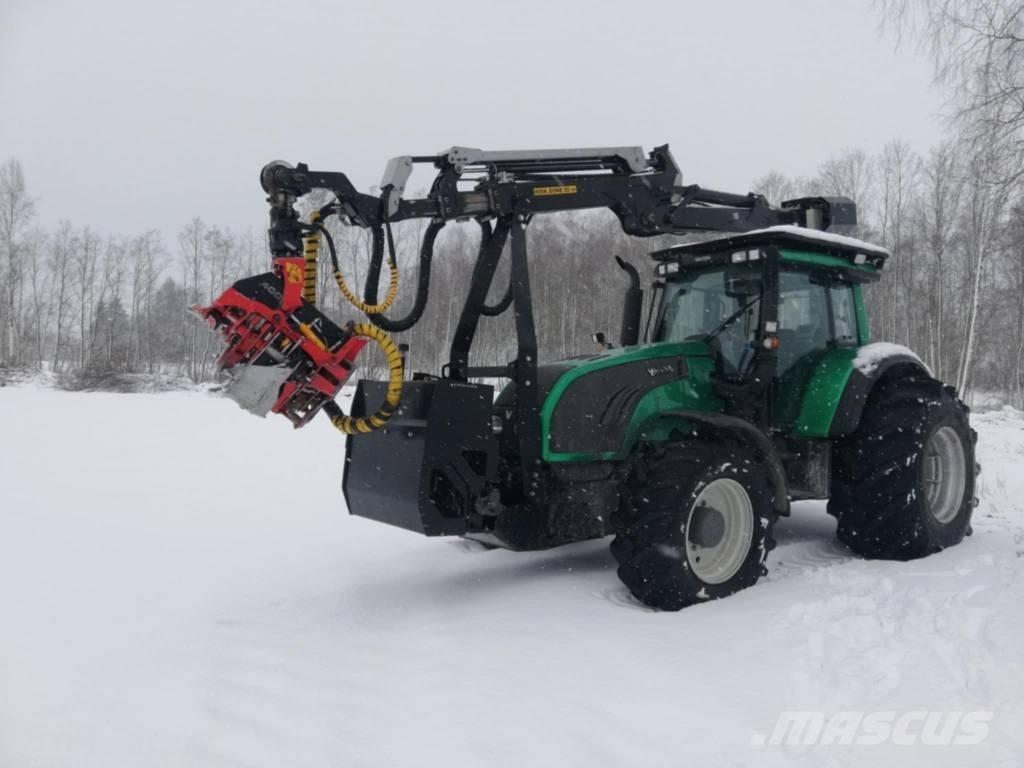 Valtra T202 원목 하베스터