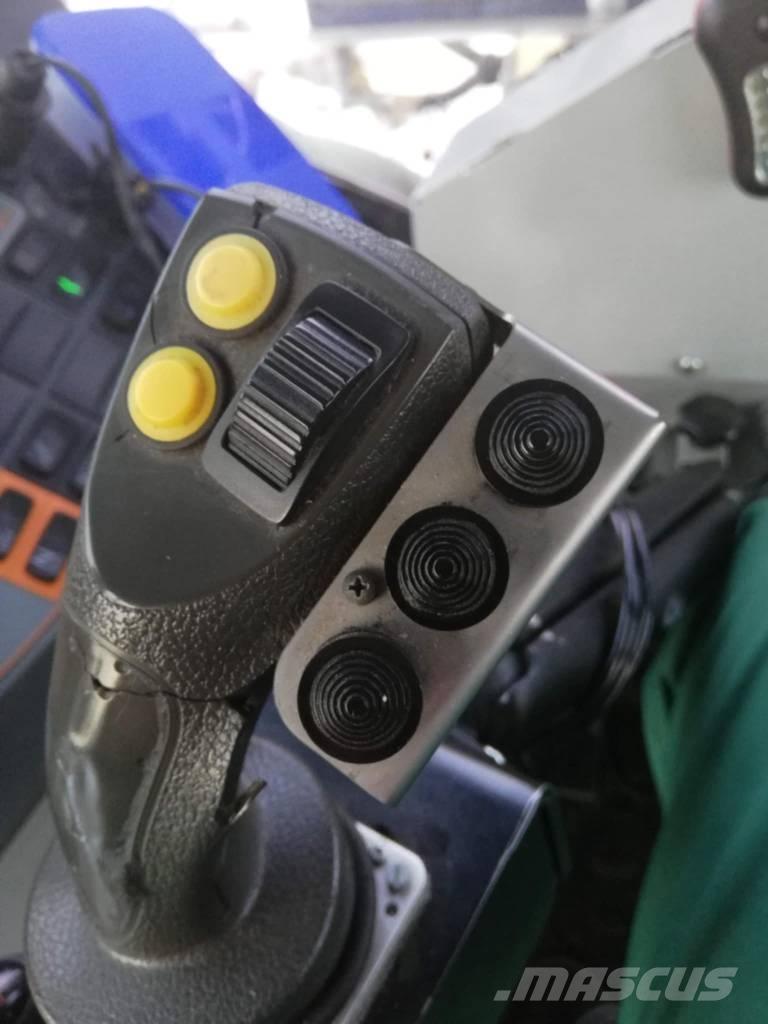 Valtra T202 원목 하베스터