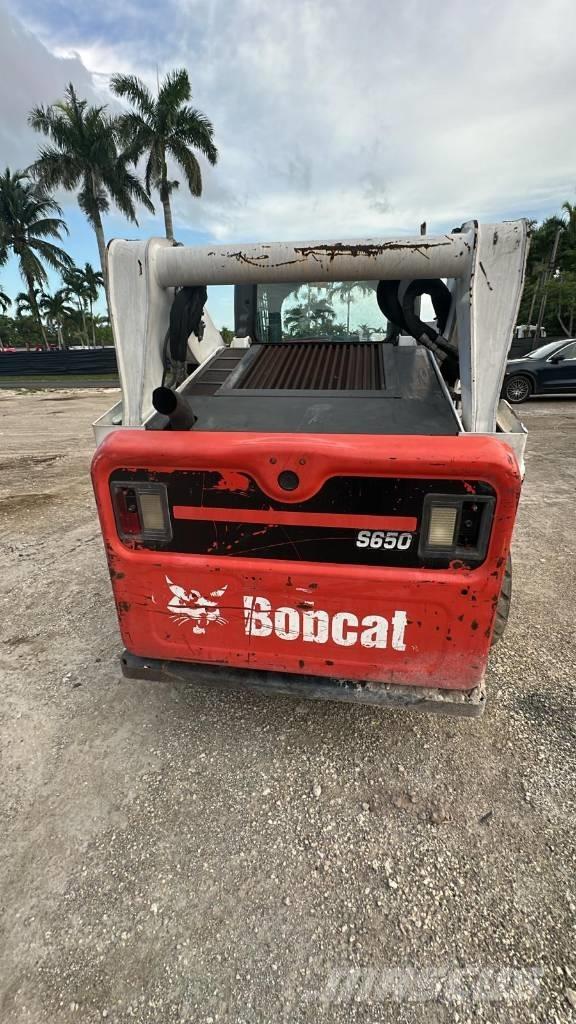 Bobcat S650  스키드로더