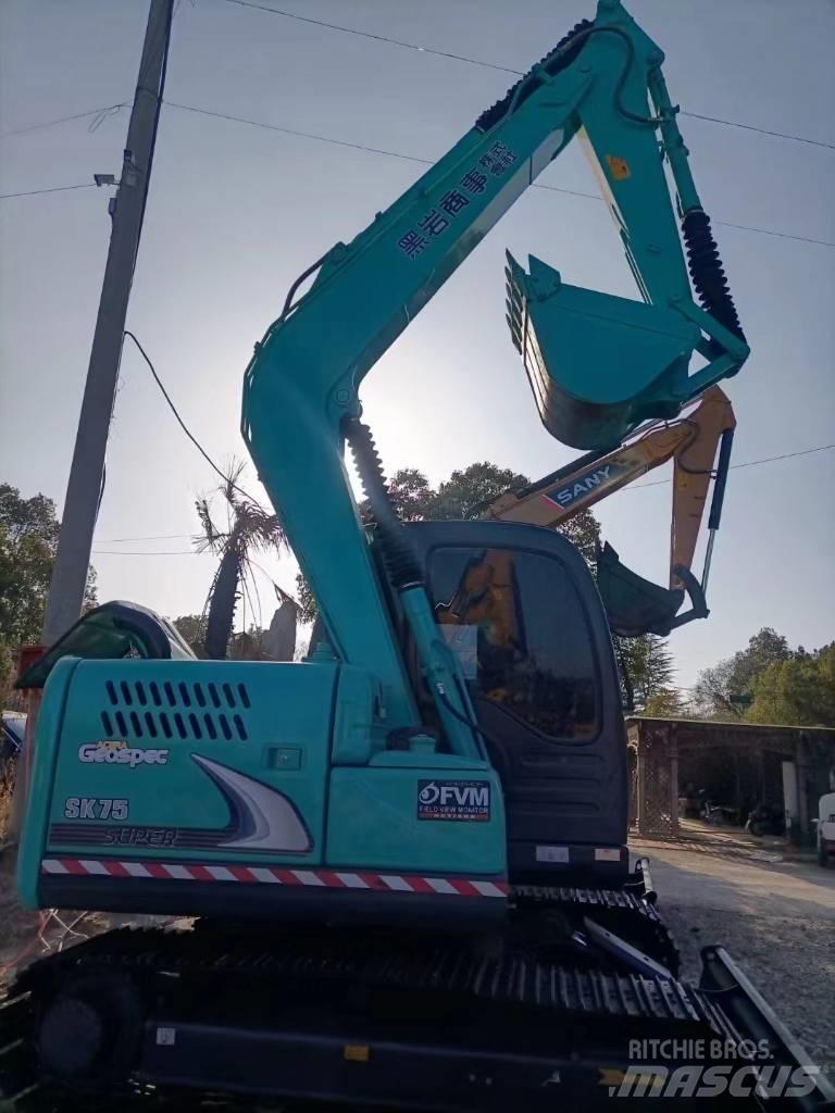 Kobelco SK 75 중형굴삭기 7톤-28톤