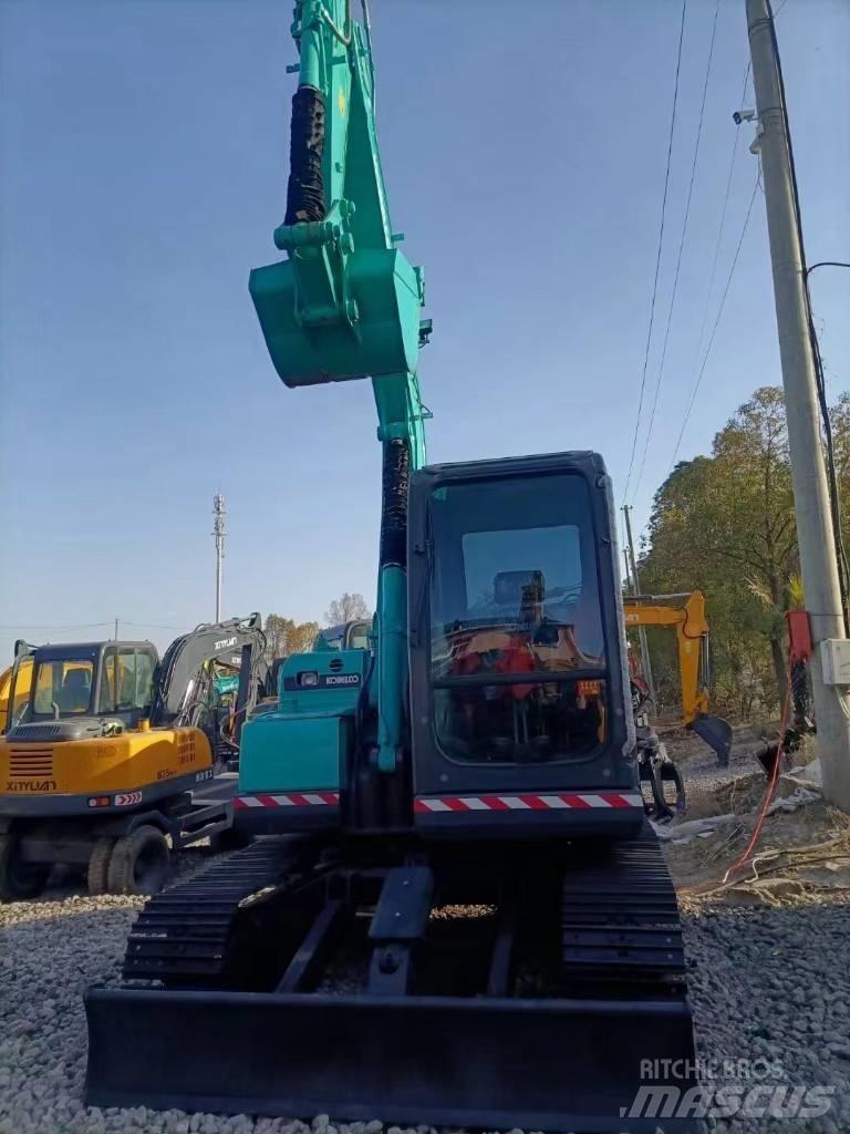 Kobelco SK 75 중형굴삭기 7톤-28톤