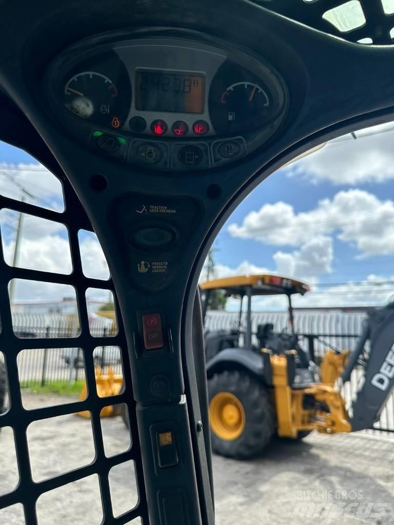 Bobcat T 550  스키드로더