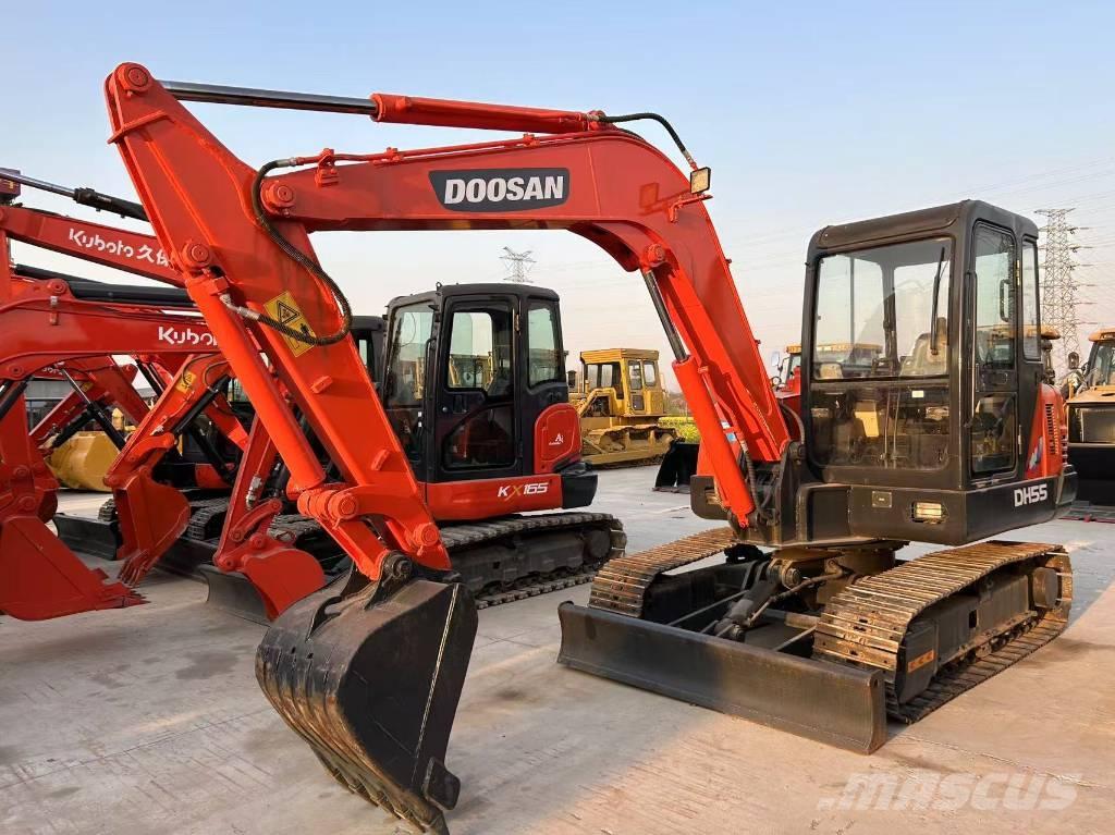 Doosan DH 55 소형 굴삭기 7톤 미만