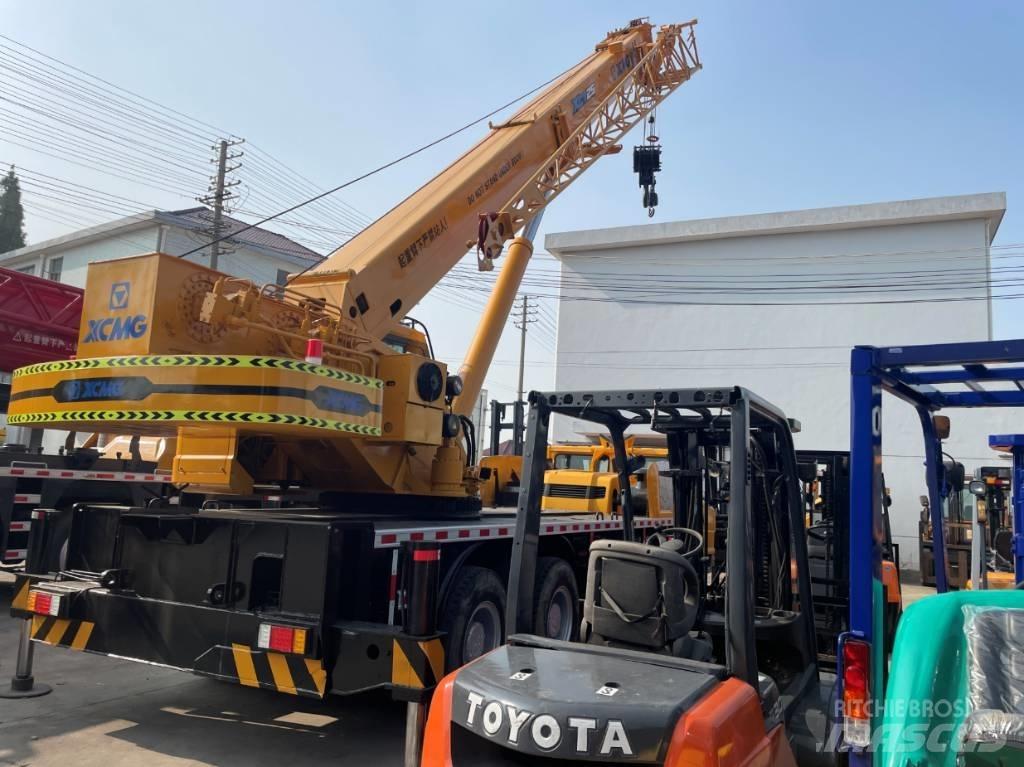 XCMG XCT25 Ton A/T 크레인