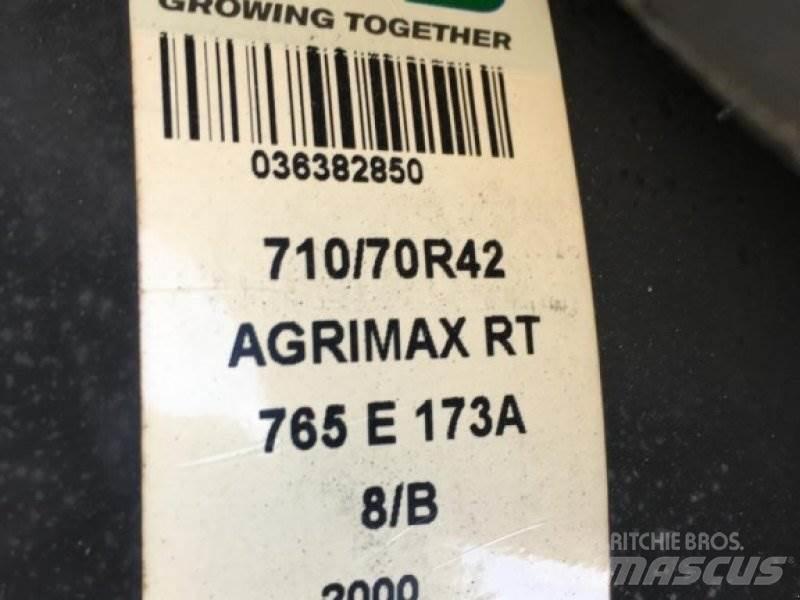 BKT 710/70 R 42 타이어, 휠 및 림