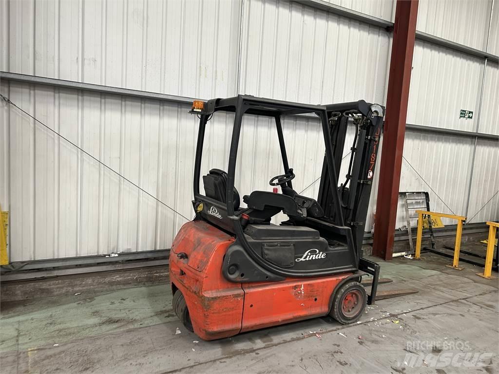 Linde E16C-02 전동 지게차