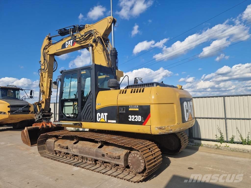 CAT 323D LRR * 2011r. * 대형 굴삭기 29톤 이상