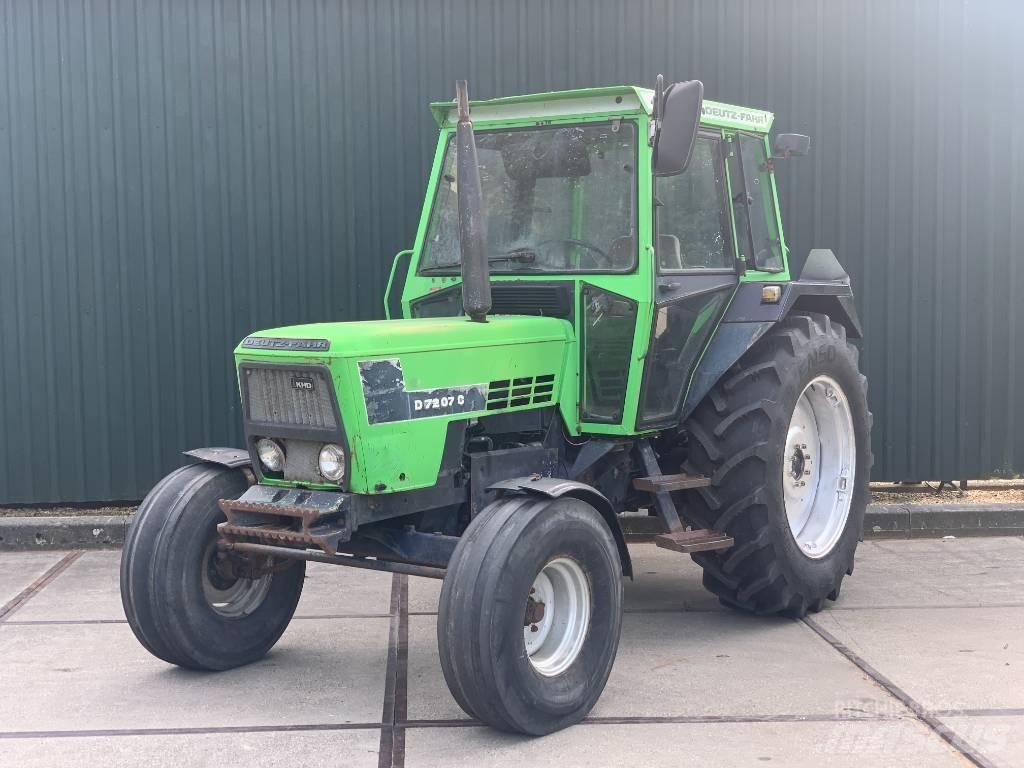 Deutz-Fahr D7207C 트랙터