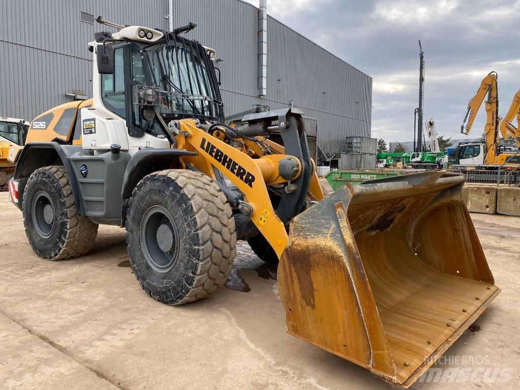 Liebherr L 526  휠로우더