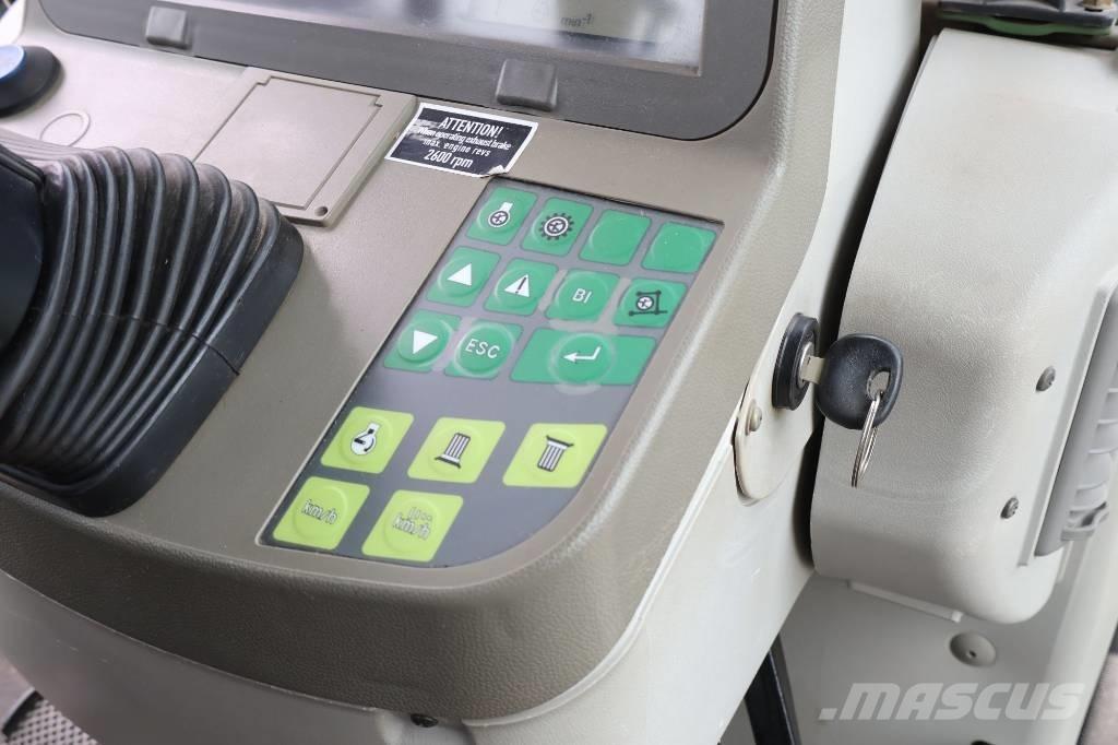 Fendt 820 Vario TMS 트랙터