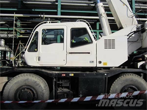 TADANO GR300EX A/T 크레인