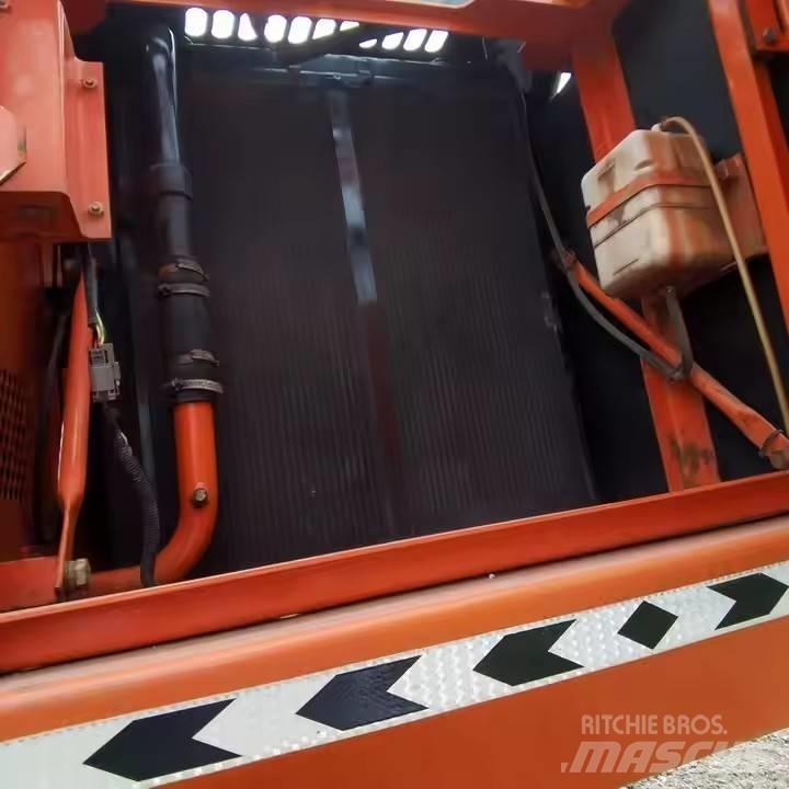 Doosan DH200LC-7 대형 굴삭기 29톤 이상