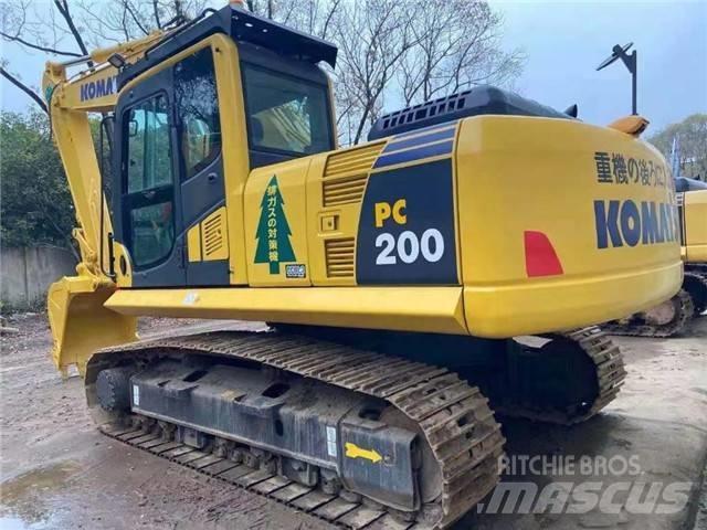 Komatsu PC 200-8 대형 굴삭기 29톤 이상