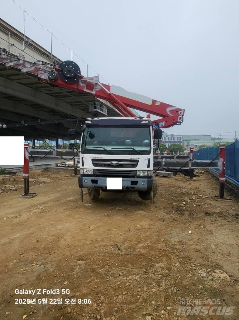 Horyong SKY4504 트럭 탑재 고소작업대