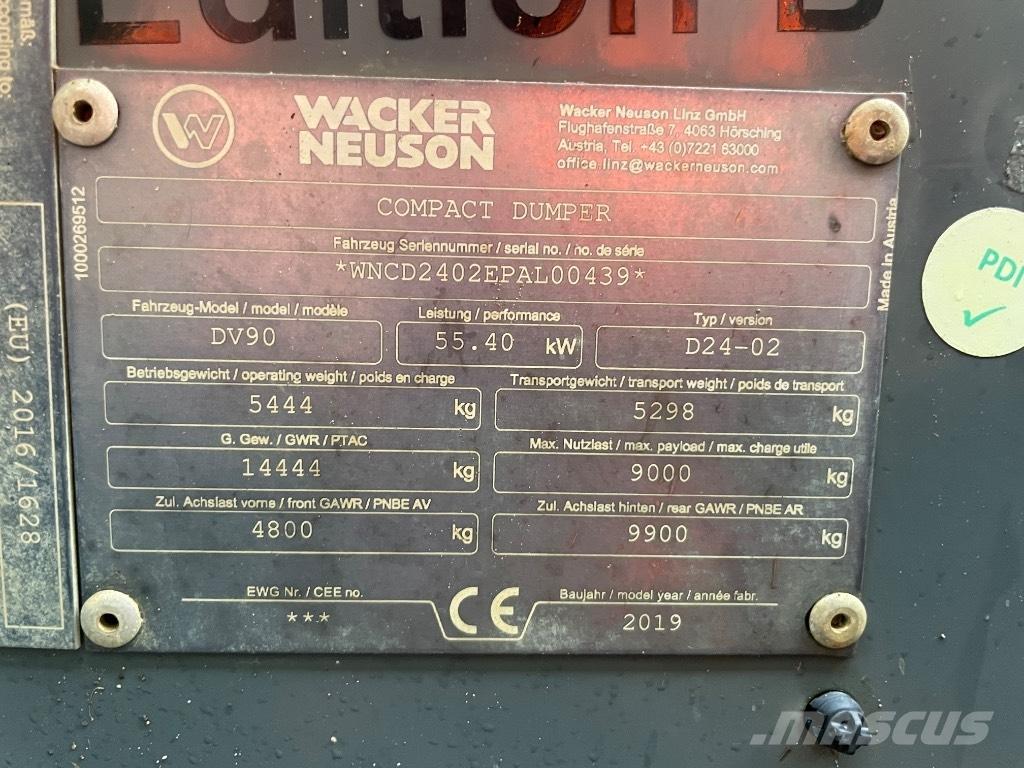 Wacker Neuson DV 90 건설현장 덤프트럭
