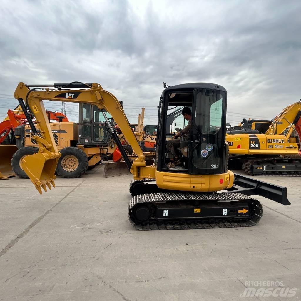 CAT 304 대형 굴삭기 29톤 이상