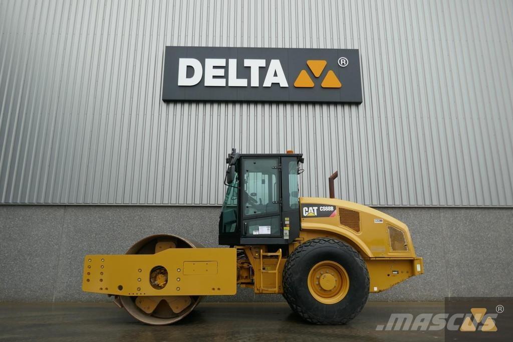 CAT CS68B 싱글 드럼 롤러