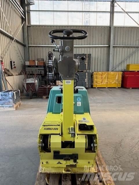 Ammann APH6530 진동롤러