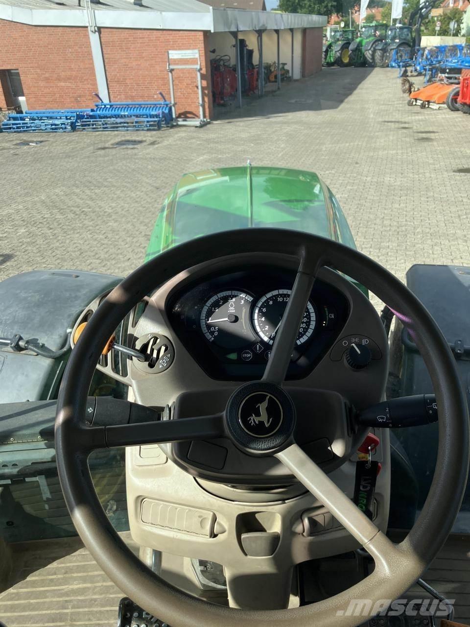 John Deere 6155R 트랙터