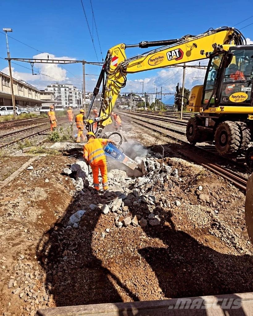 CAT 323 Rail 특수 굴삭기