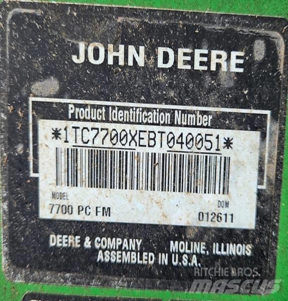 John Deere 7700 페어웨이 잔디깎기