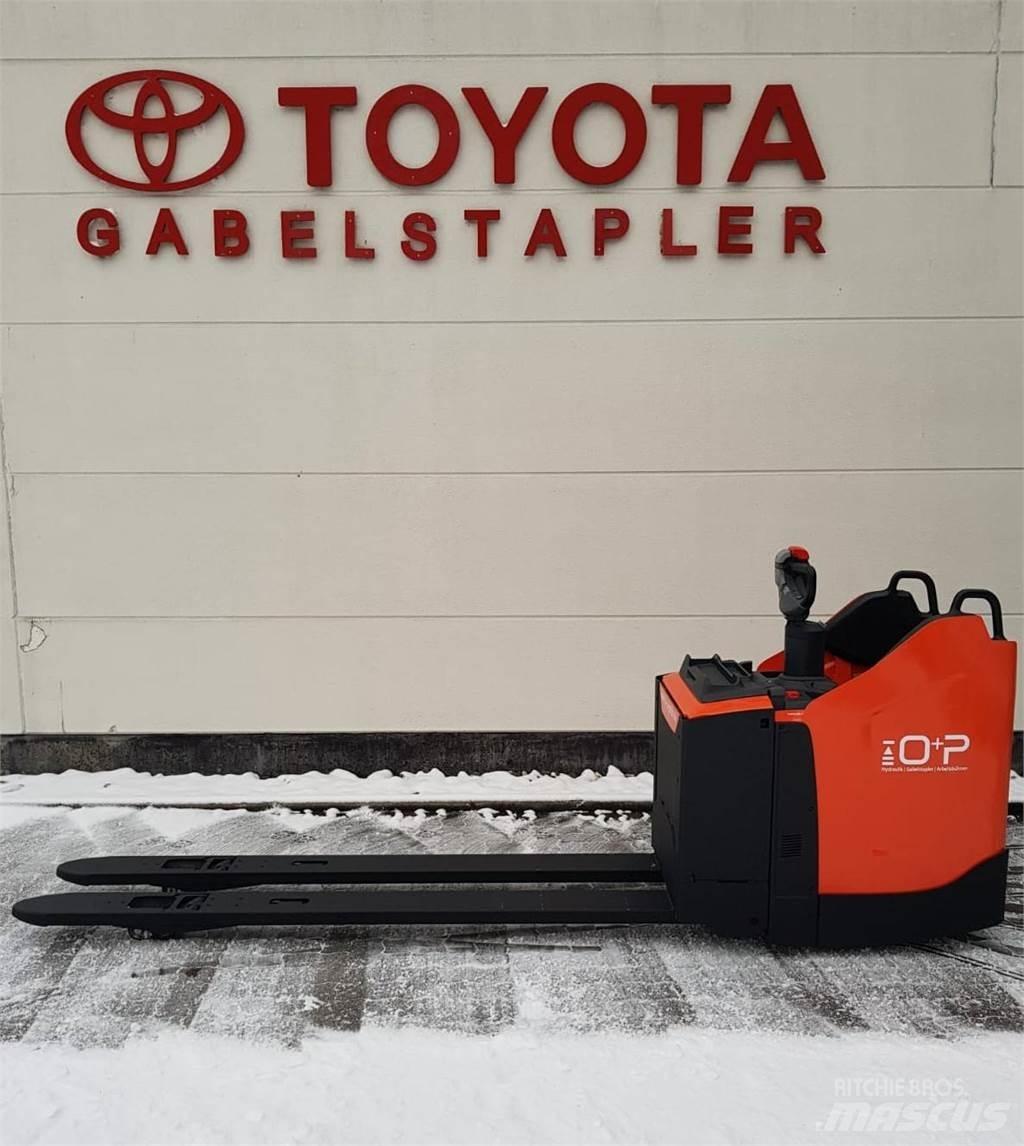 Toyota LPE 250 경량 리프터
