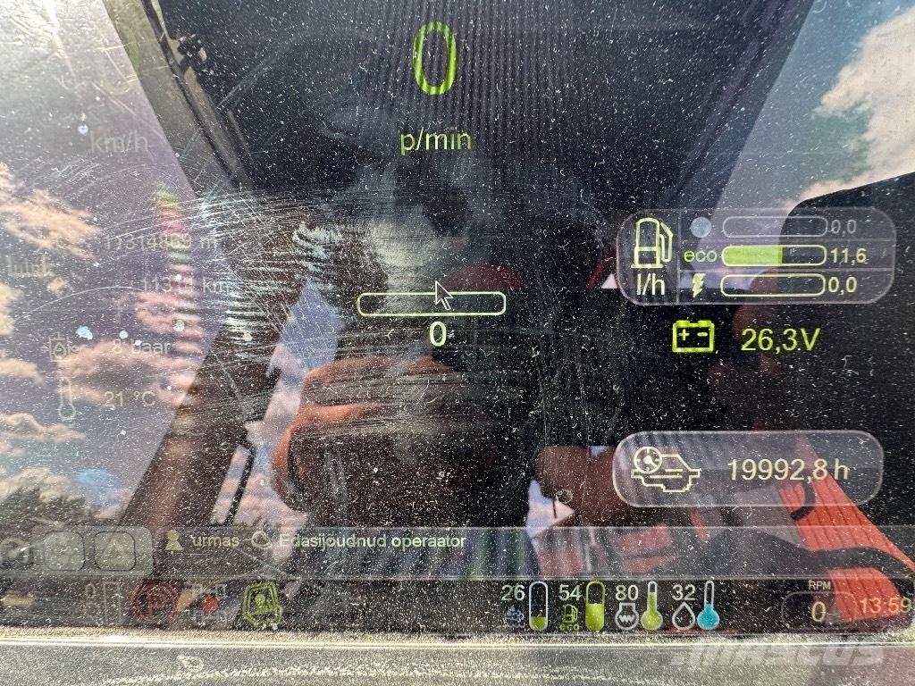 Komatsu 835 원목 포워더