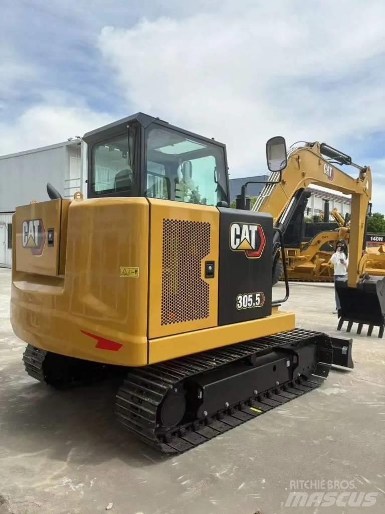 CAT 305.5 소형 굴삭기 7톤 미만