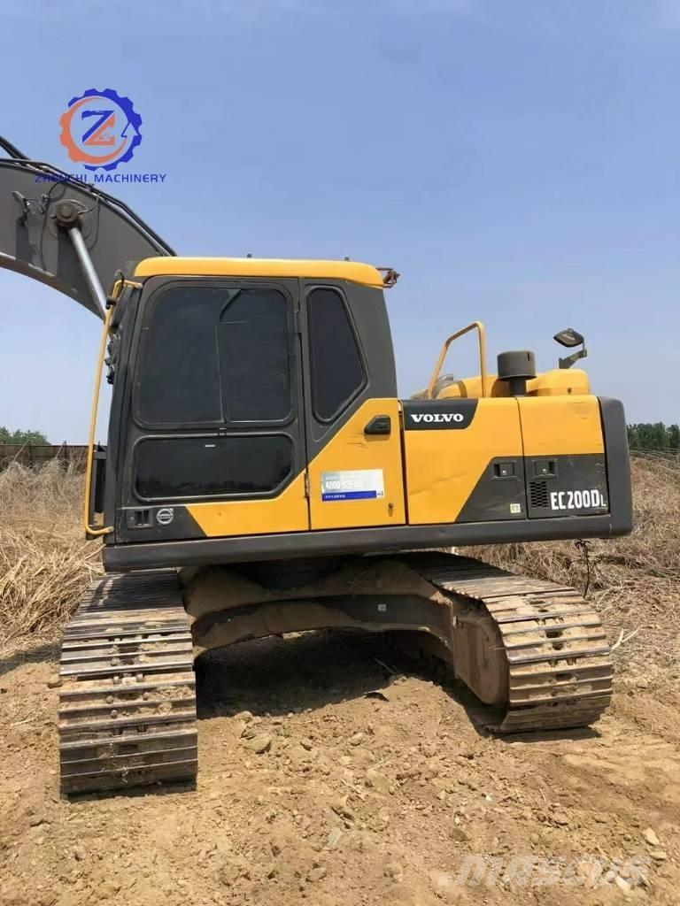 Volvo EC 200 D 대형 굴삭기 29톤 이상