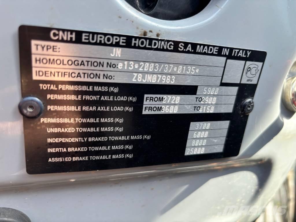 New Holland TD 5040 트랙터