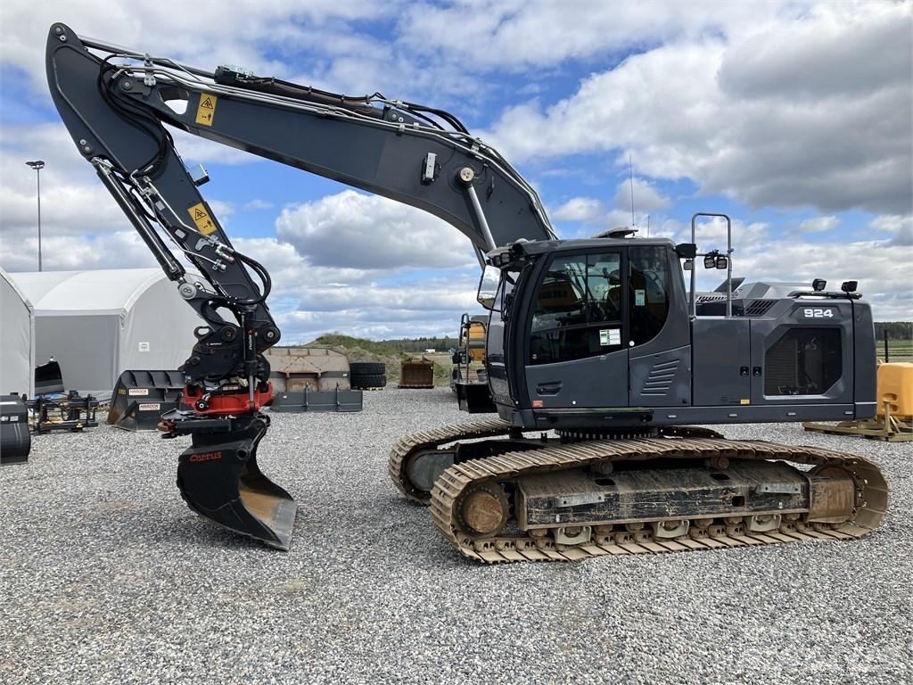 Liebherr R924 대형 굴삭기 29톤 이상
