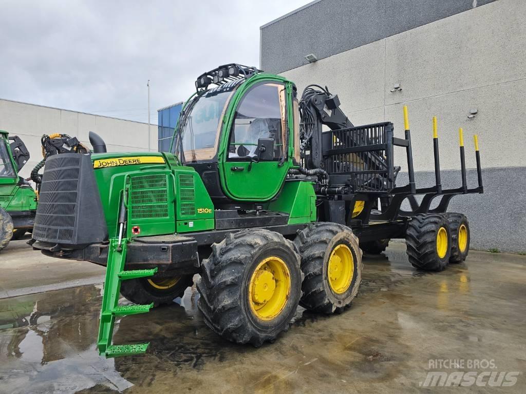 John Deere 1510 E 원목 포워더