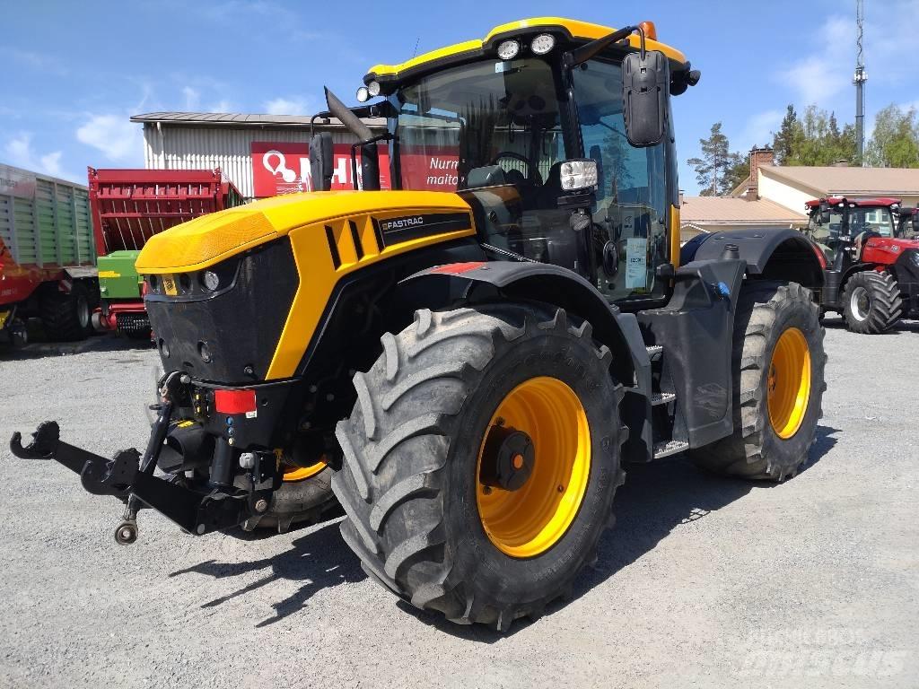 JCB Fastrac 4220 트랙터