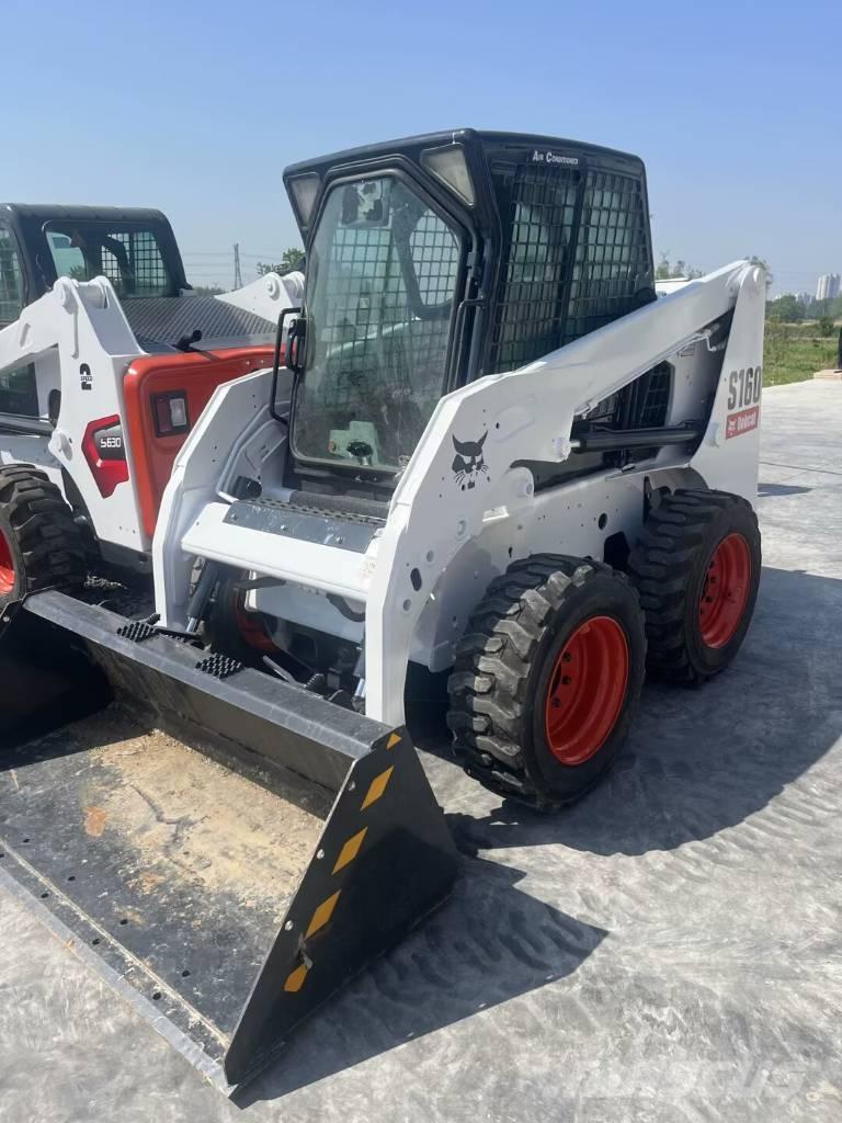 Bobcat S 160  스키드로더