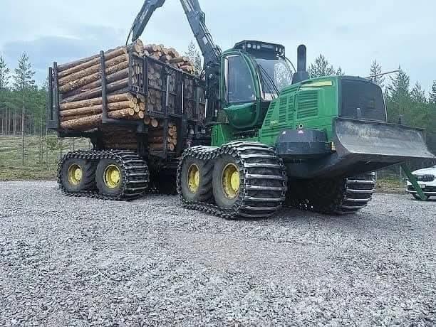 John Deere 1910 원목 포워더