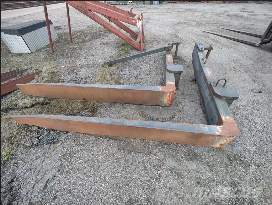  [div] Inverterade 기타 어태치먼트 및 부속품