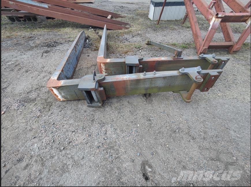  [div] Inverterade 기타 어태치먼트 및 부속품