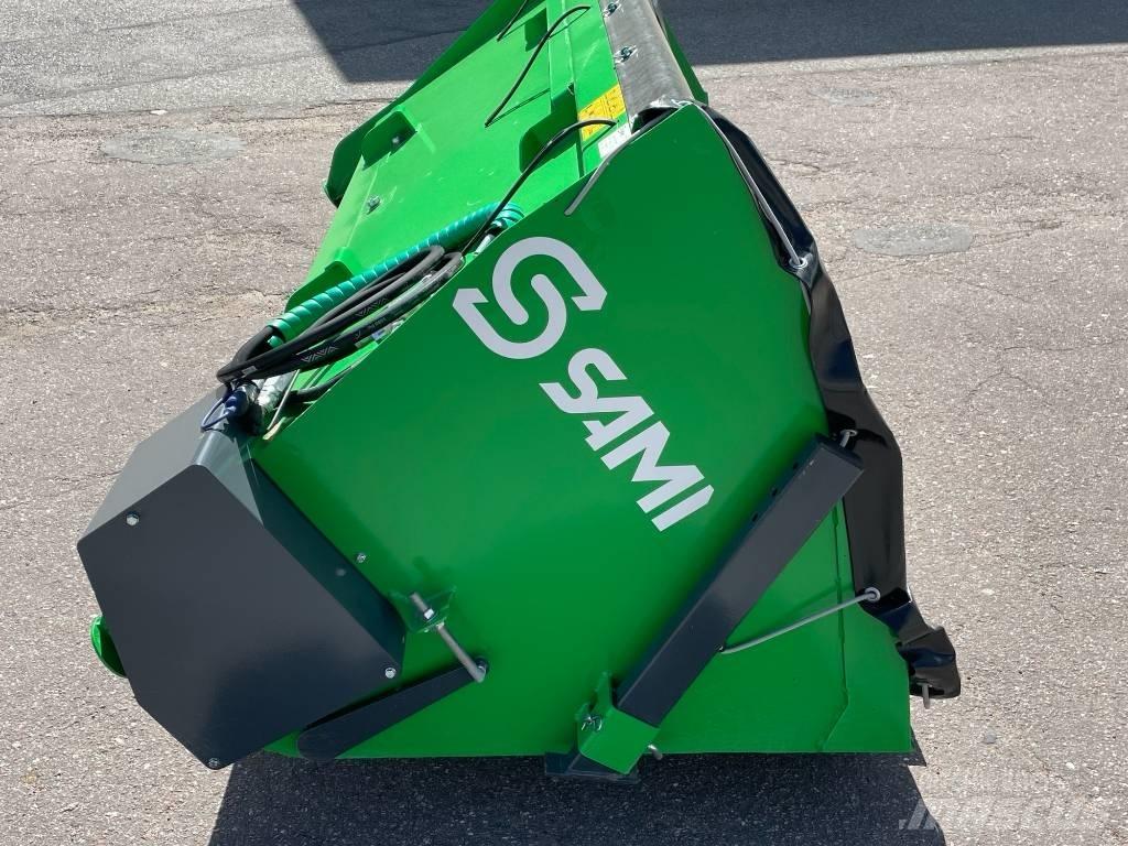 Sami SLH 2300 모래(염화칼슘) 살포기