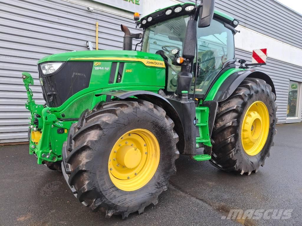 John Deere 6R 250 트랙터