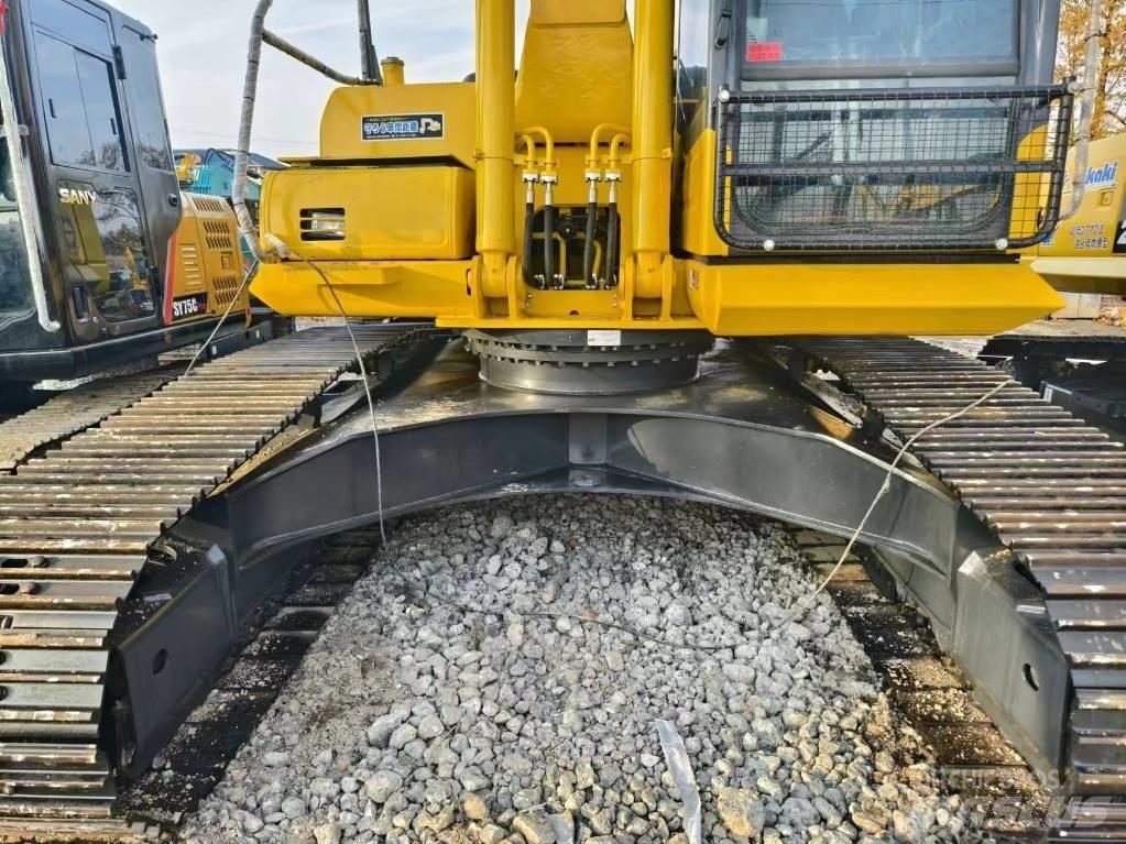 Komatsu PC240-8 중형굴삭기 7톤-28톤
