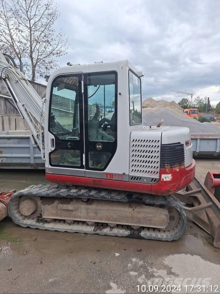 Takeuchi TB 175 중형굴삭기 7톤-28톤