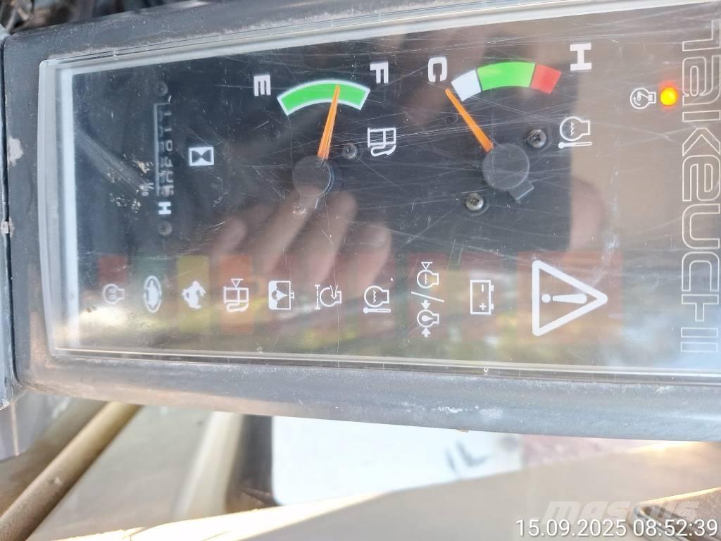 Takeuchi TB 175 중형굴삭기 7톤-28톤