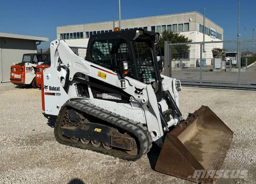 Bobcat T 590 궤도식 로우더