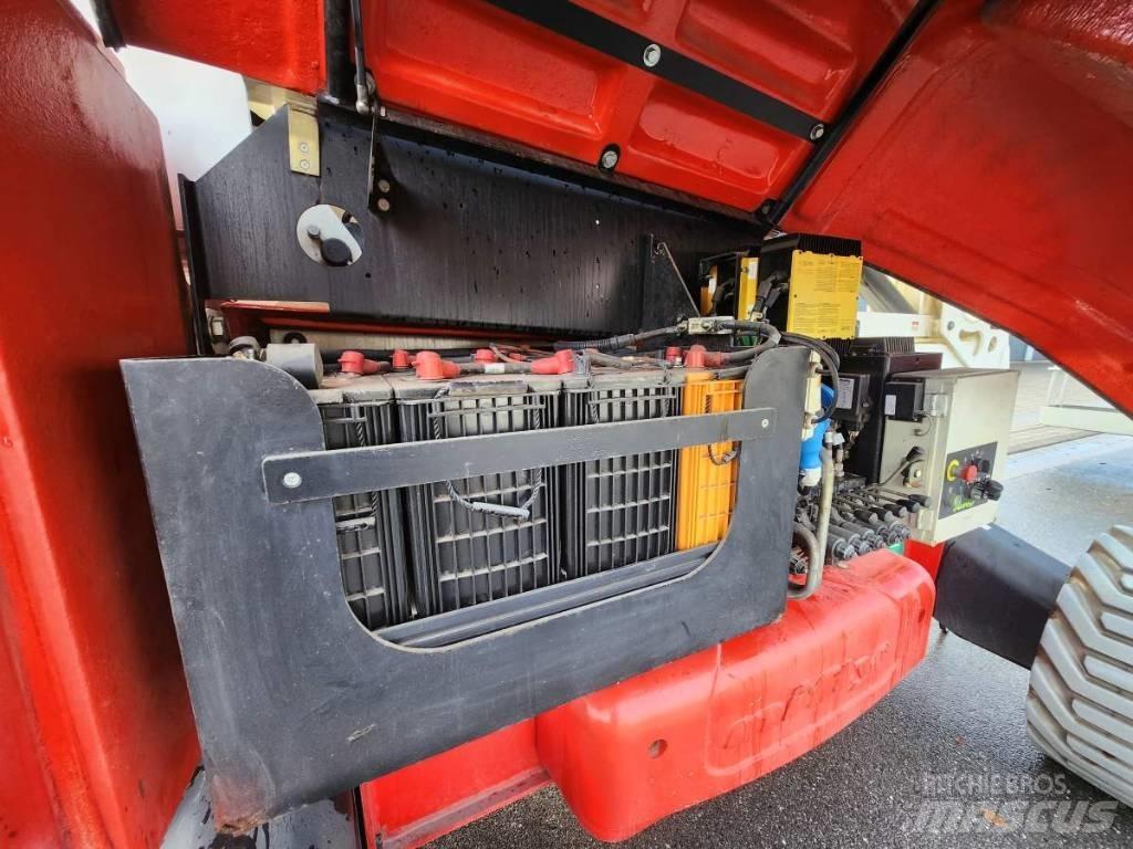 Niftylift HR 28 관절형 전동이동 리프트