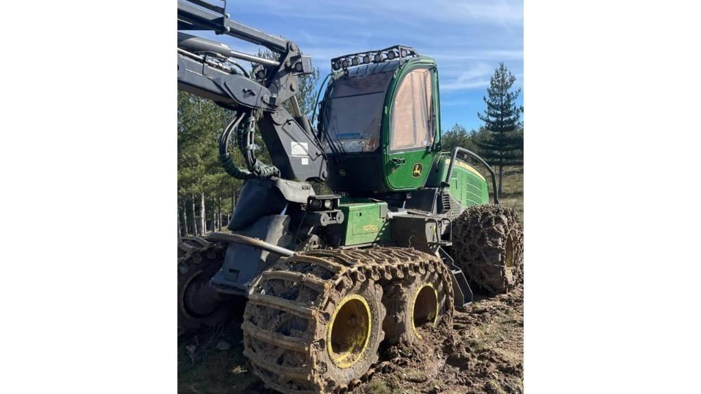 John Deere 1070 G 원목 하베스터