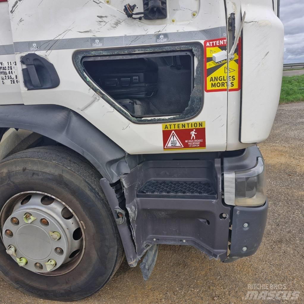 Renault D Wide 380 훅 리프트 트럭