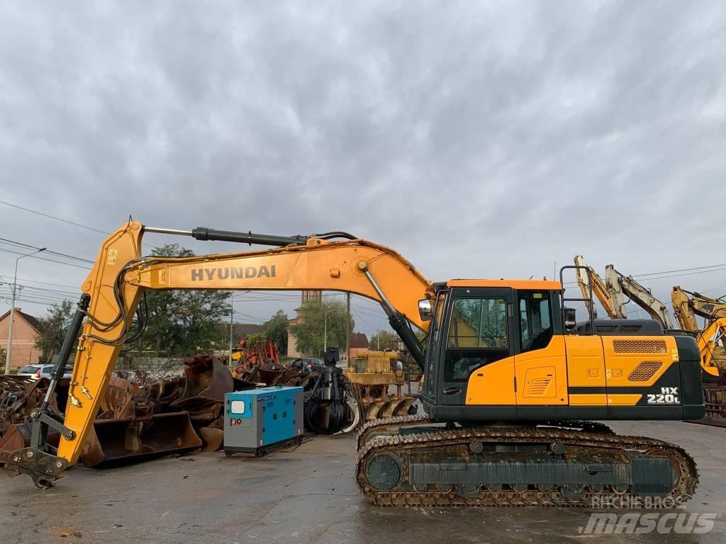 Hyundai HX 220 L 대형 굴삭기 29톤 이상