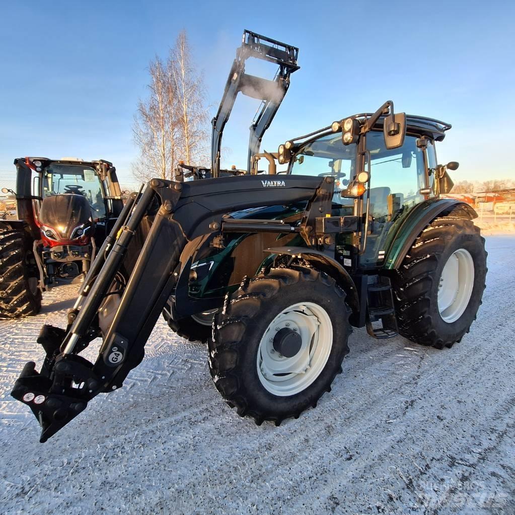 Valtra A114 MH4+L 트랙터