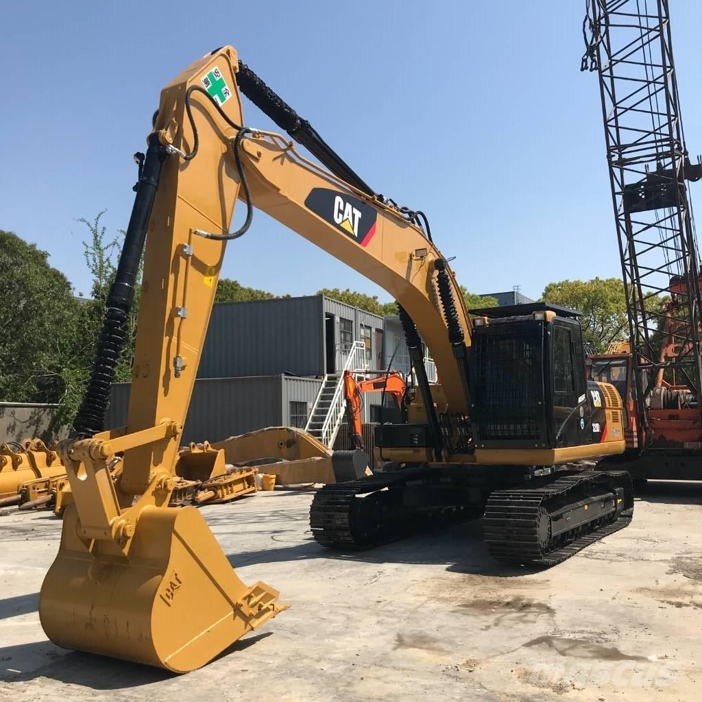 CAT 320 D L 대형 굴삭기 29톤 이상